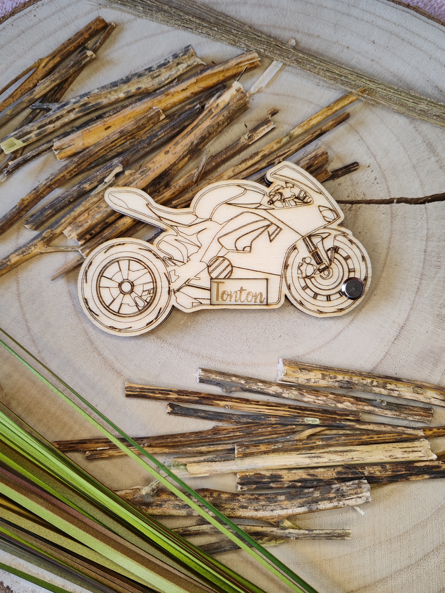 Faire-part de demande de parrain ou marraine en bois, thème moto, vue 4