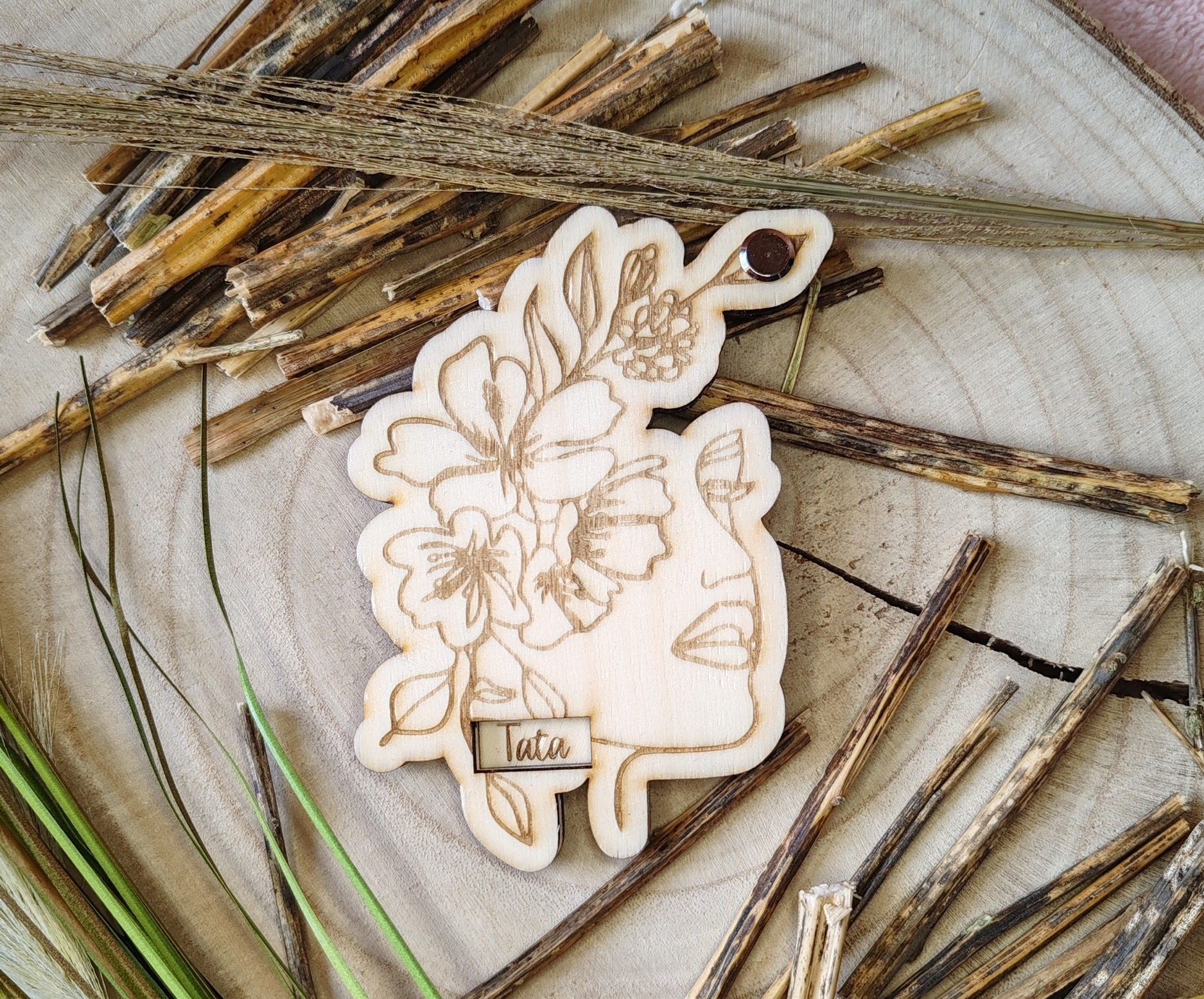 Faire-part de demande de parrain ou marraine en bois, thème visage fleuri, vue 3