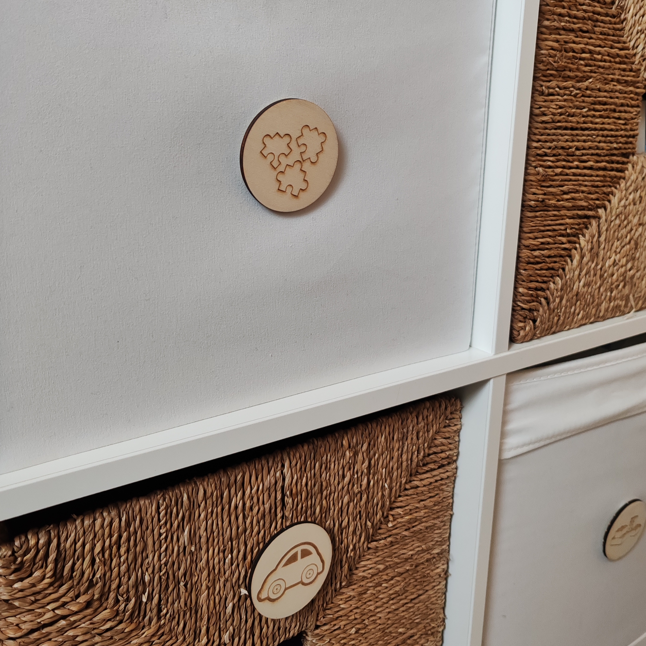 Étiquettes Montessori en bois pour le rangement des jouets, vue 6
