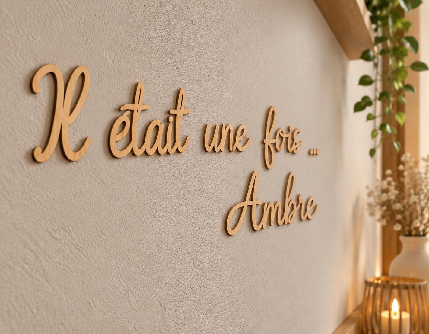 Décoration murale en bois « Il était une fois » personnalisée avec prénom, vue 2