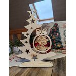 Sapin miniature en bois avec boule de Noël personnalisée