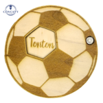 Faire-part de demande de parrain ou marraine en bois, thème ballon de foot, vue 2