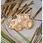 Faire-part de demande de parrain ou marraine en bois, thème tracteur, vue 3