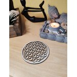 Fleurs de vie en bois pour recharger vos pierres énergétiques, vue 2