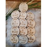 Cartes étapes en bois de forme ronde pour les photos des mois de bébé, vue 3