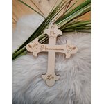 Croix de communion en bois personnalisée gravée au laser, vue 9