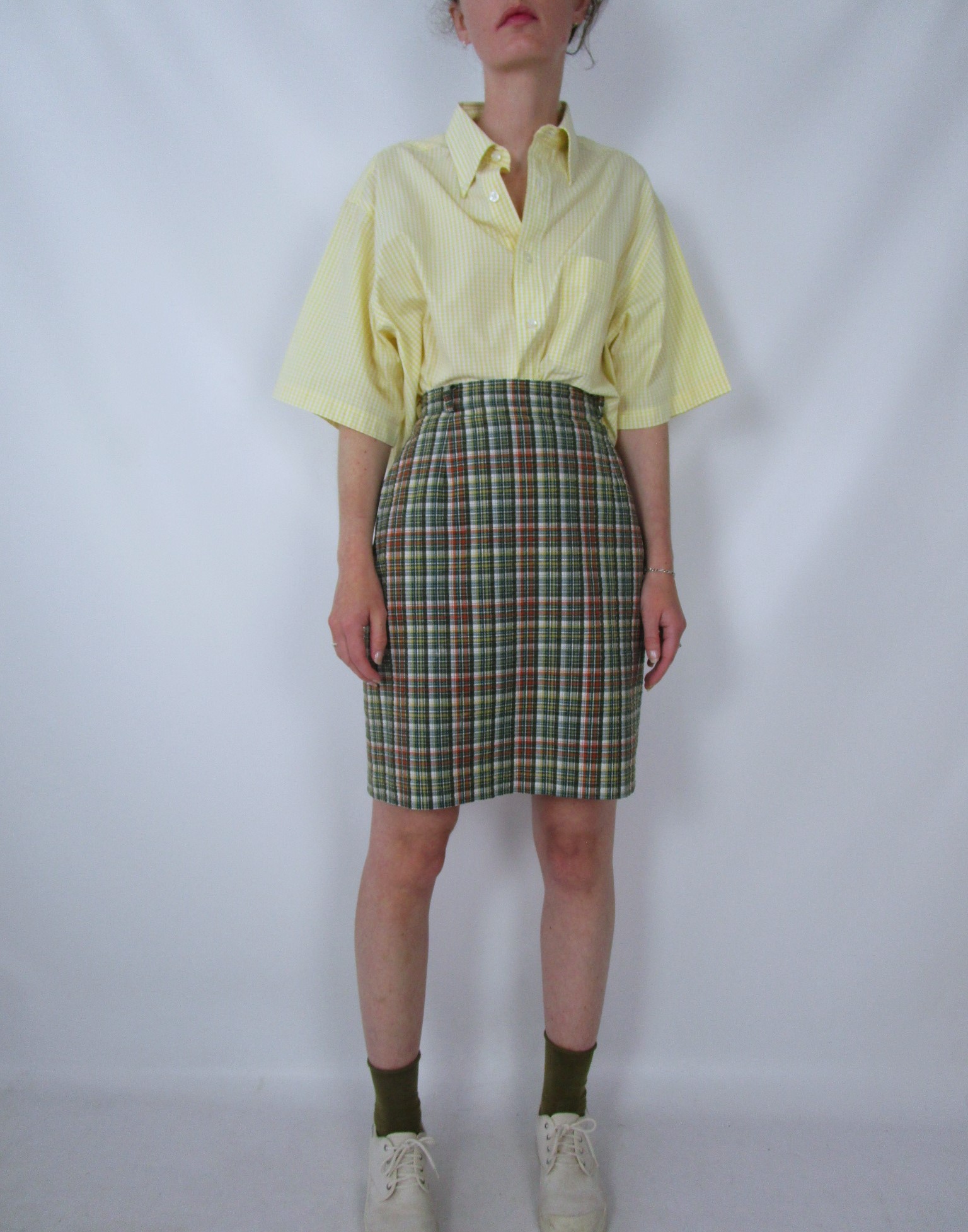 J196 3