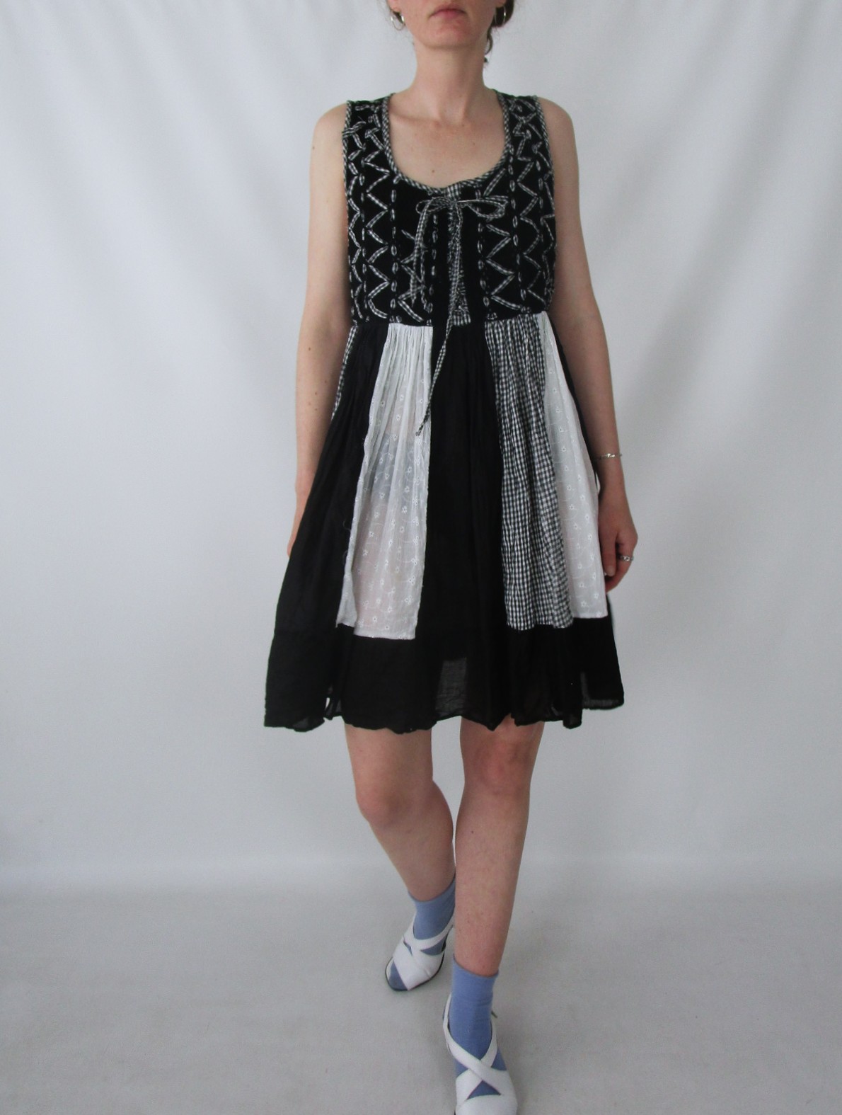 Robe courte trapèze noir et blanc M/L
