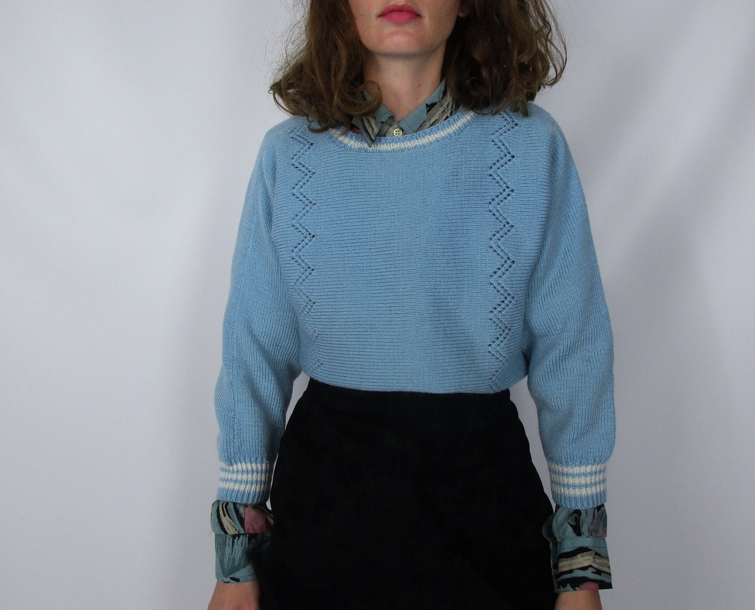 Pull tricot ciel et blanc XS à M