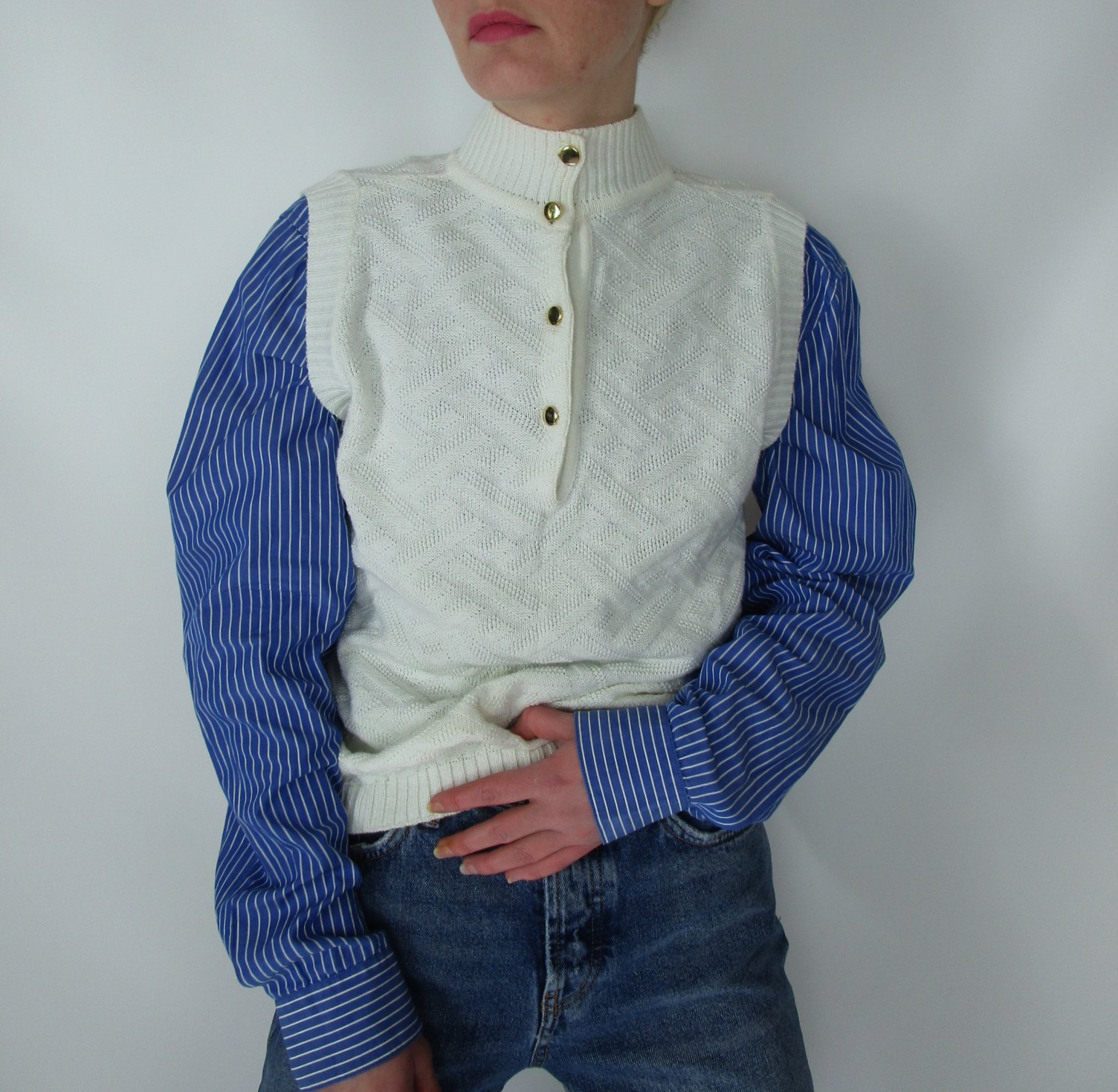 Pull sans manche blanc boutons dorés XS/S