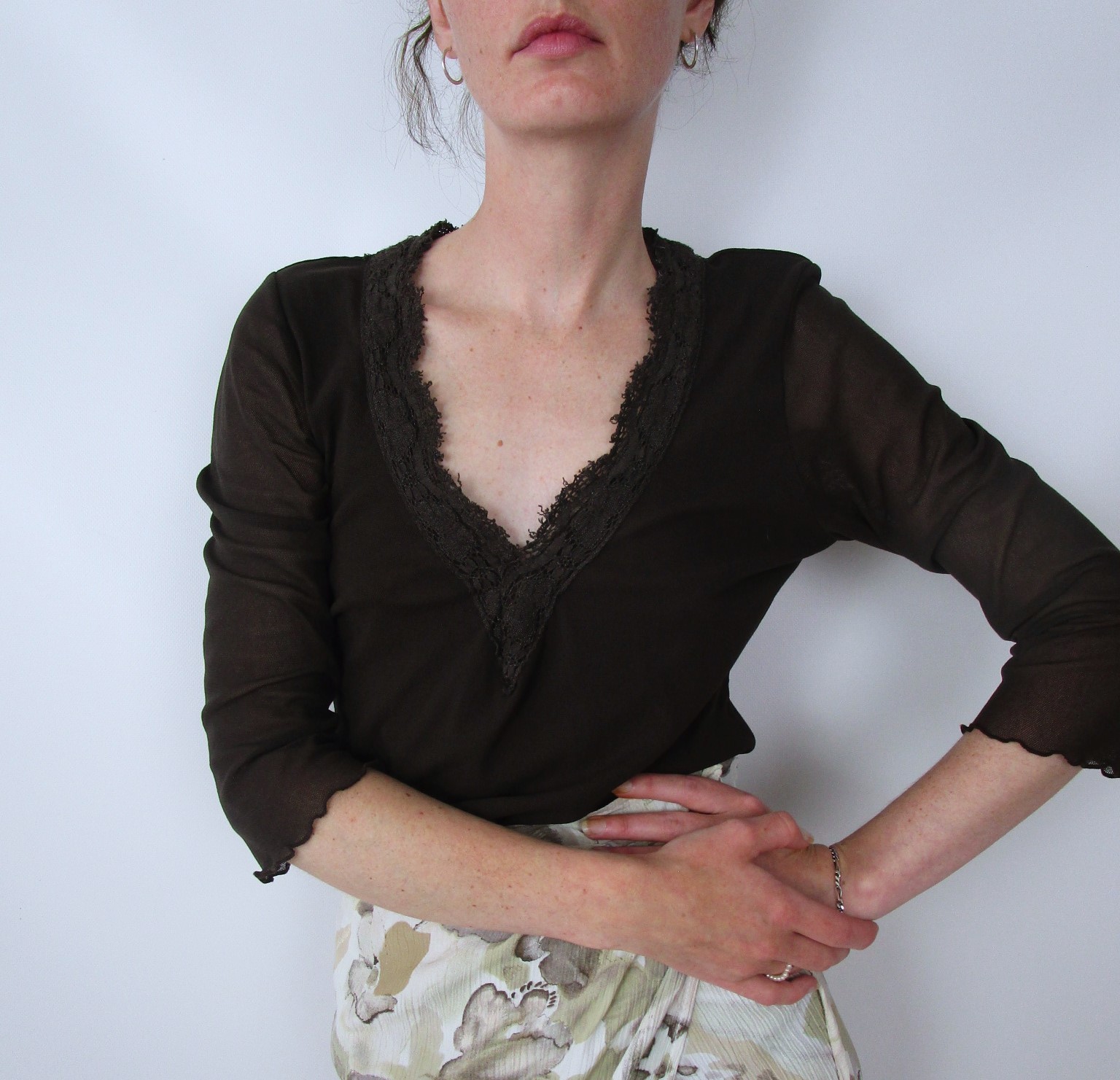 Tshirt col V maille transparente marron M/L