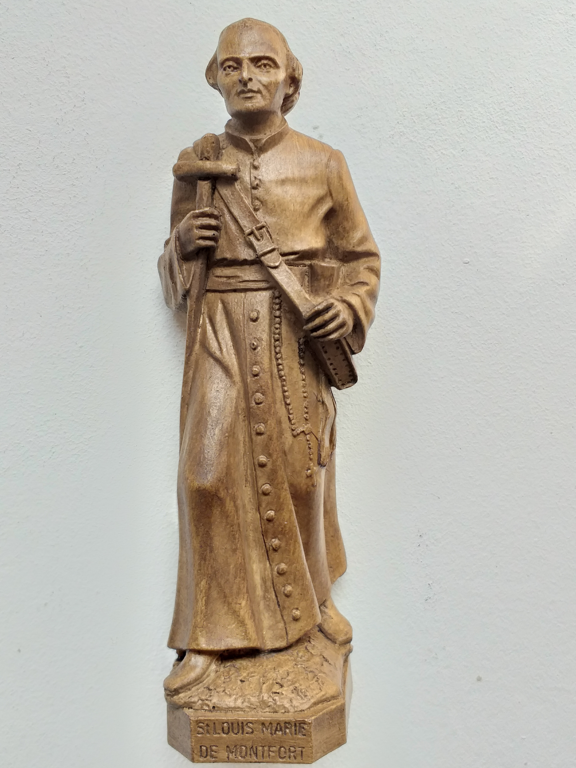 4018_Statuette Montfort ton bois (1)