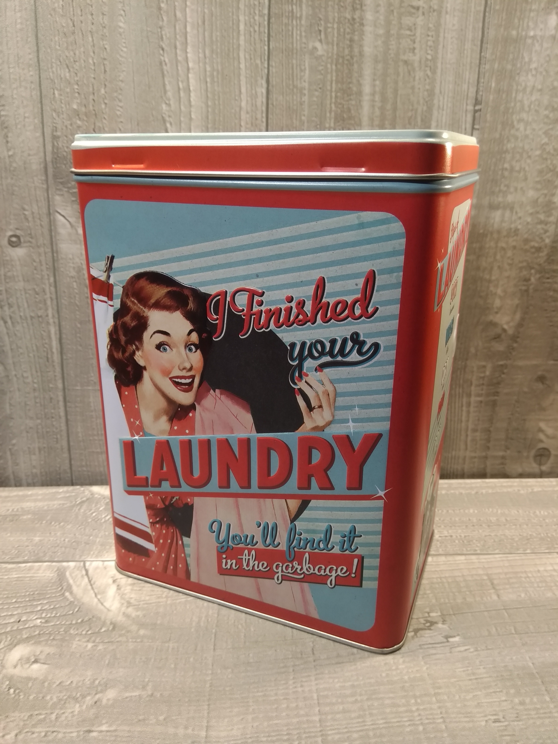 boite métal à lessive rétro vintage pin-up