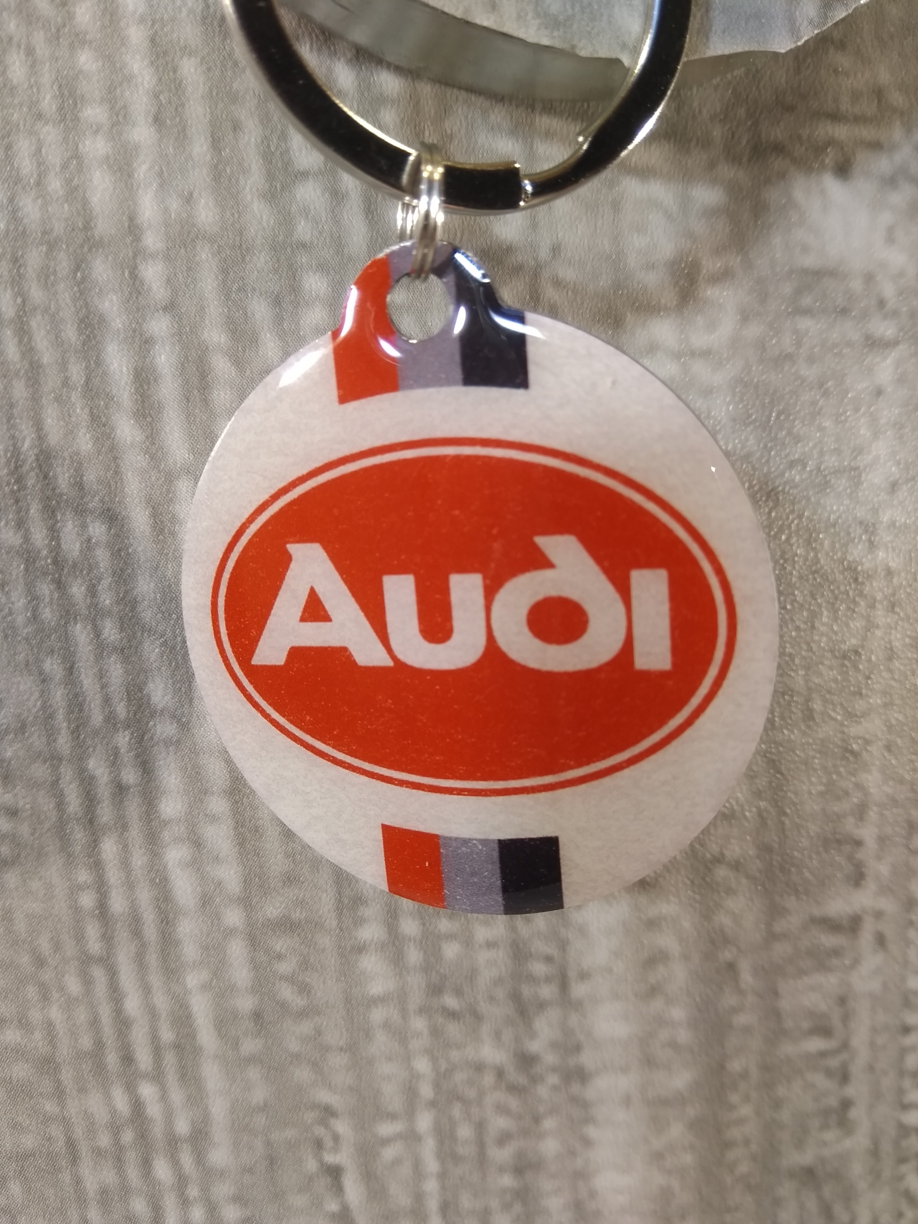 Présentoir porte-clés Audi - Achat/Vente