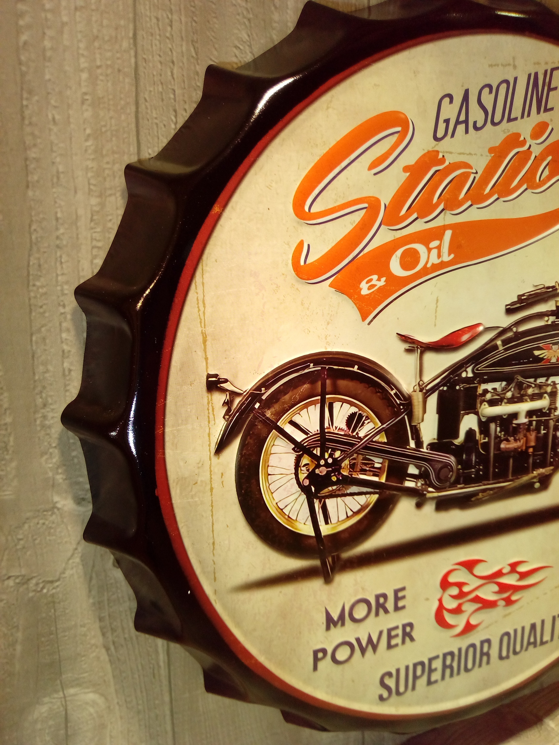 capsule murale métal moto vintage gas station usa