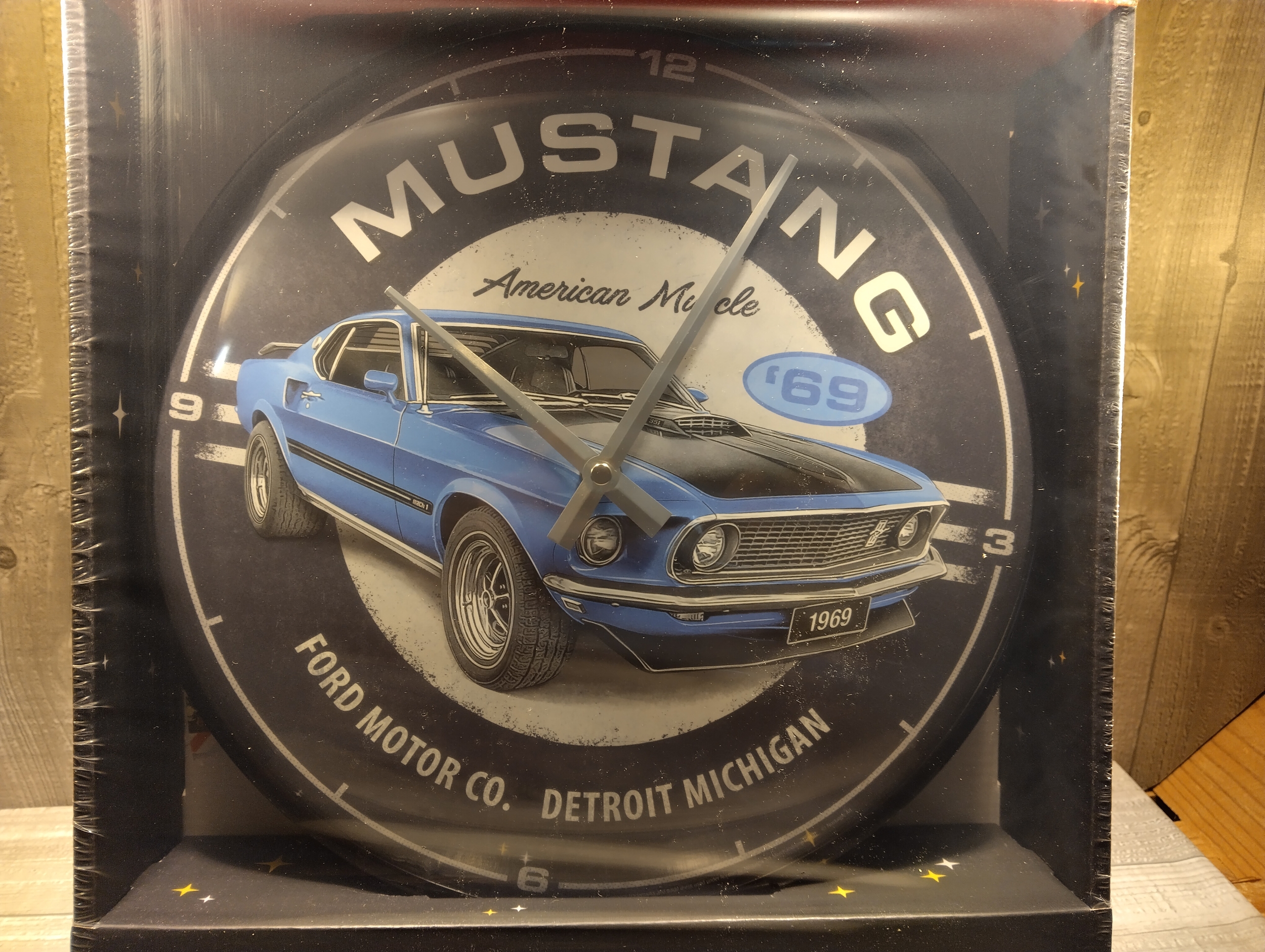 horloge murale déco ford mustang publicitaire