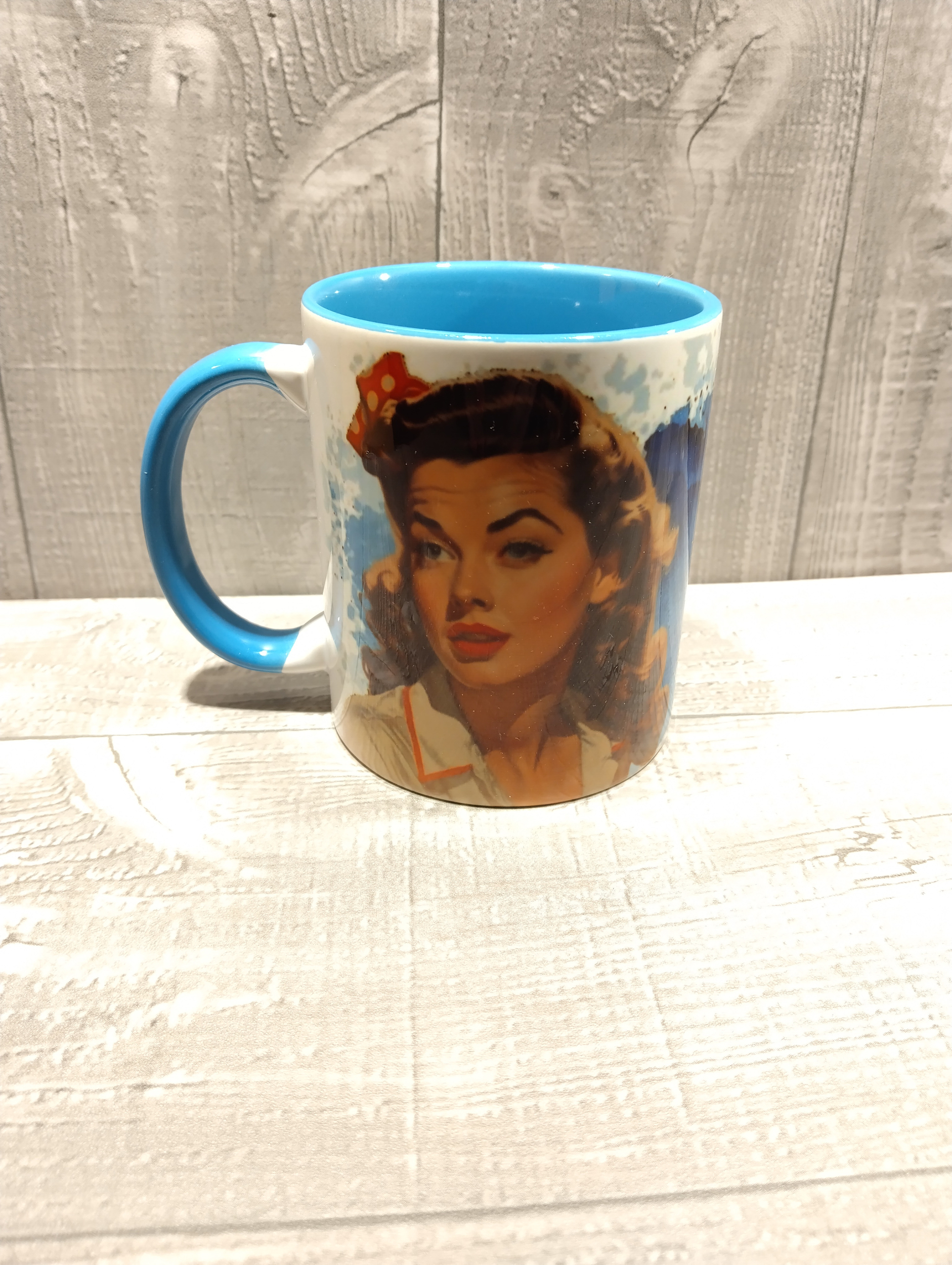 Mug céramique pin-up vintage