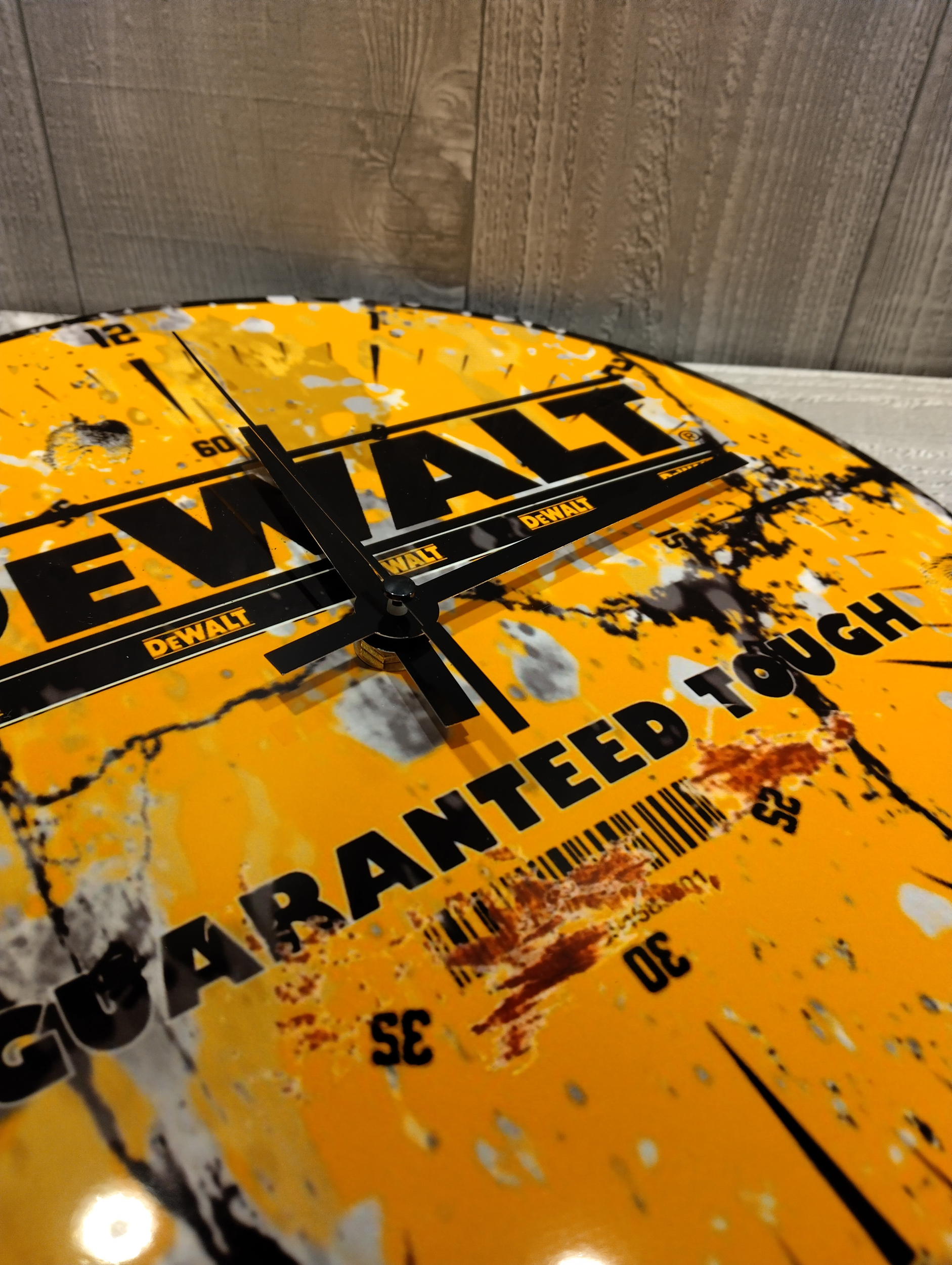 horloge dewalt