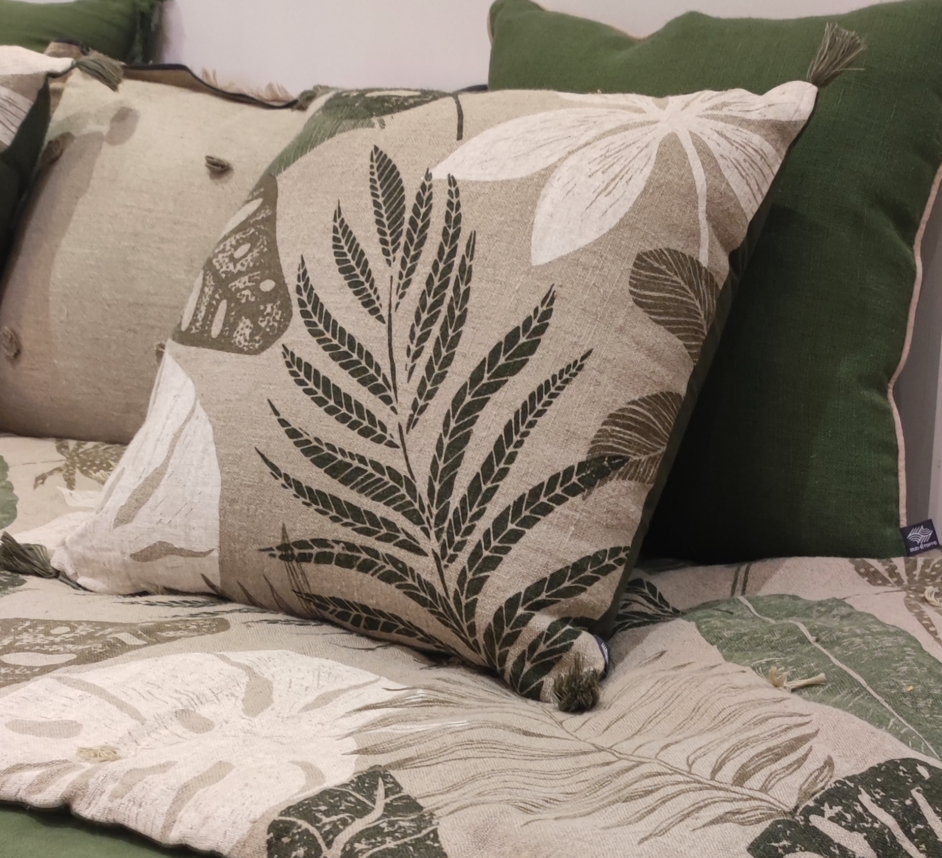 Coussin_ombrage_vert_zoom