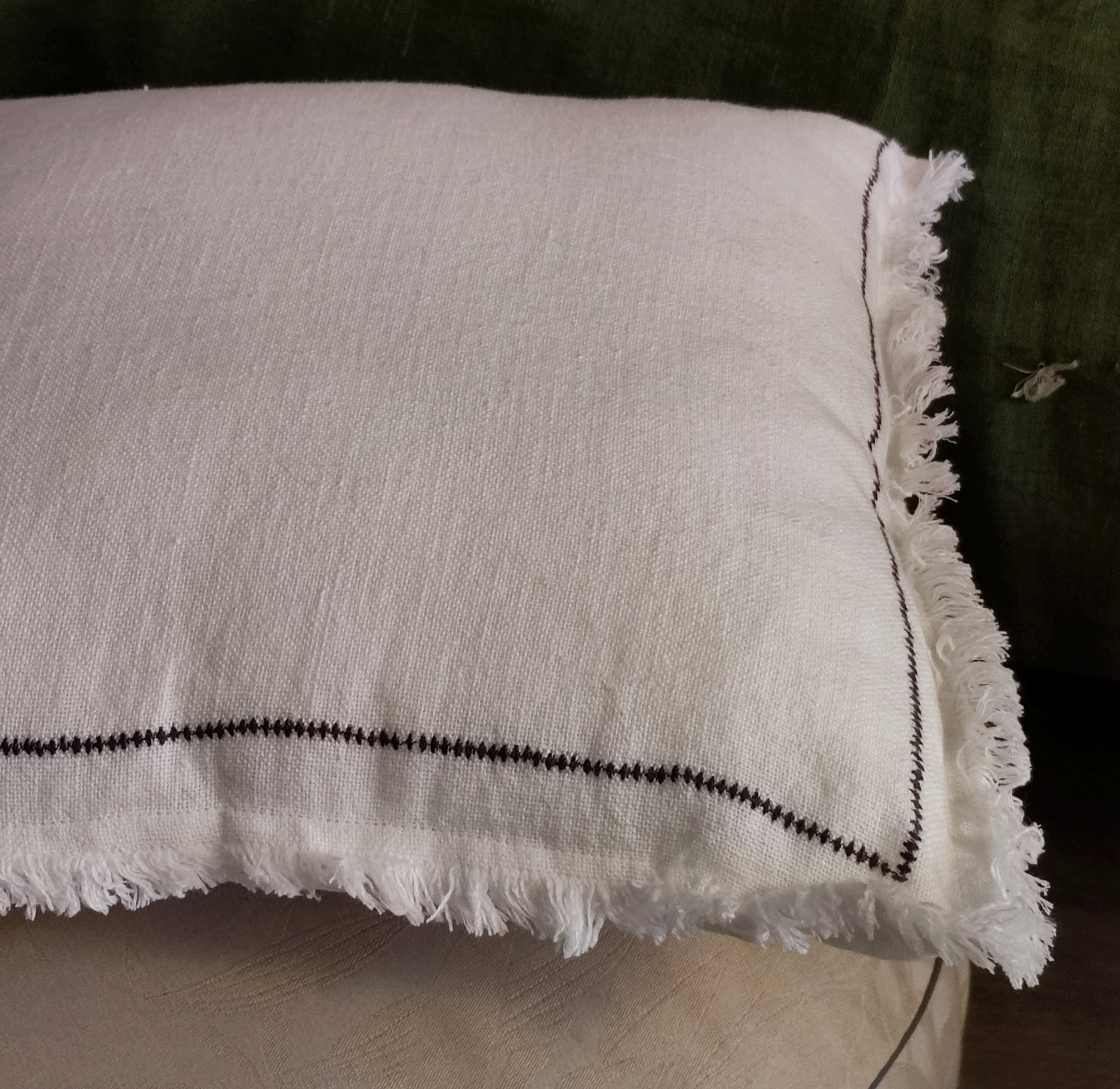 Coussin_lin_blanc_zoom