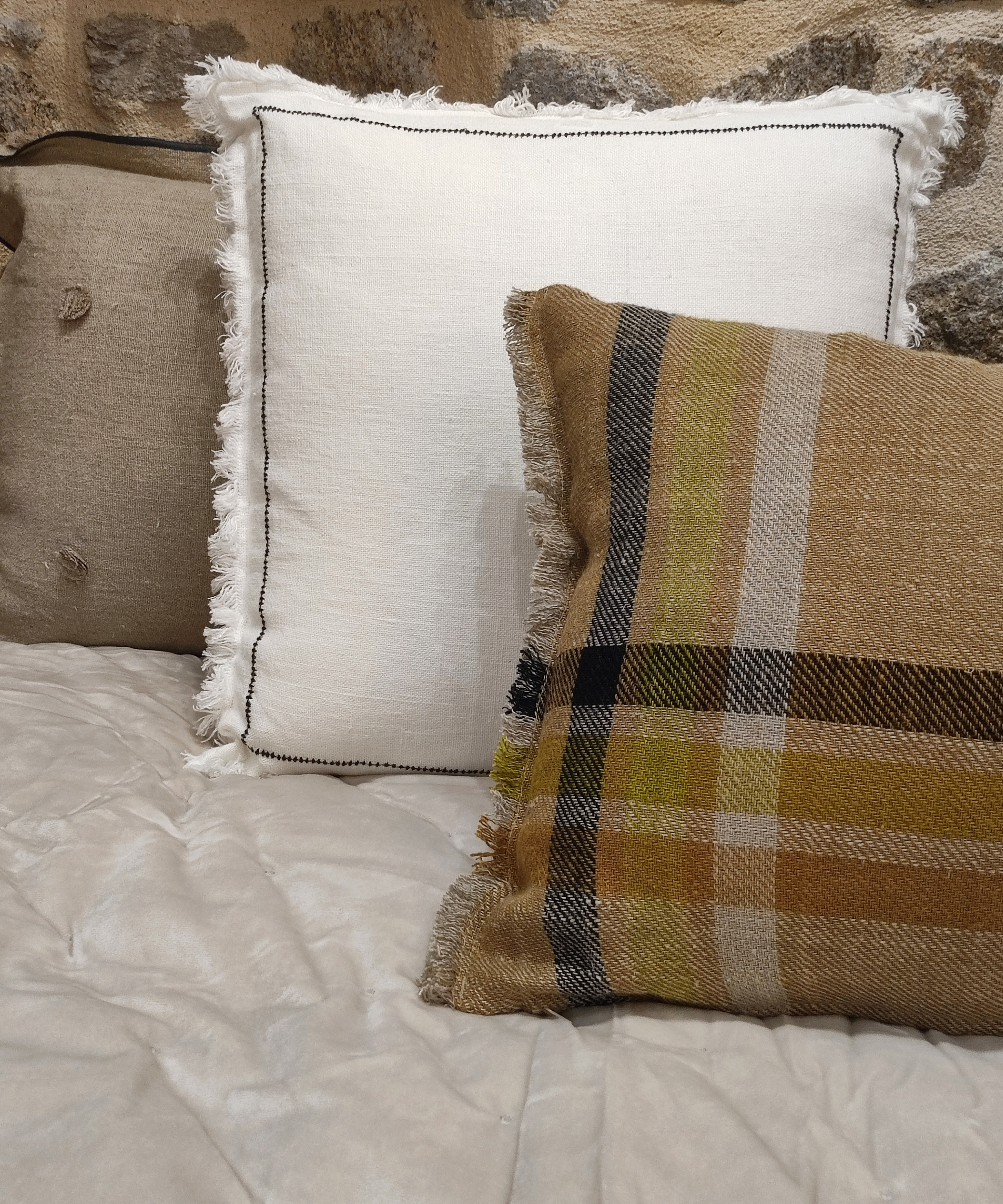 Coussin_malibu_rectangle_daim_haomy