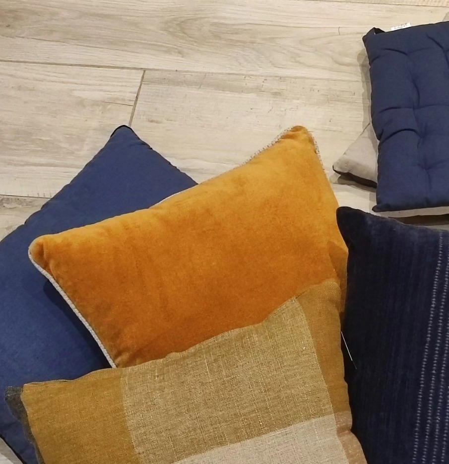 Coussin-lin-gold-haomy
