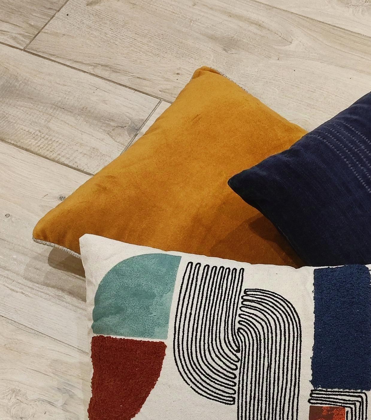 Coussin-velours-gold-ambiance-3
