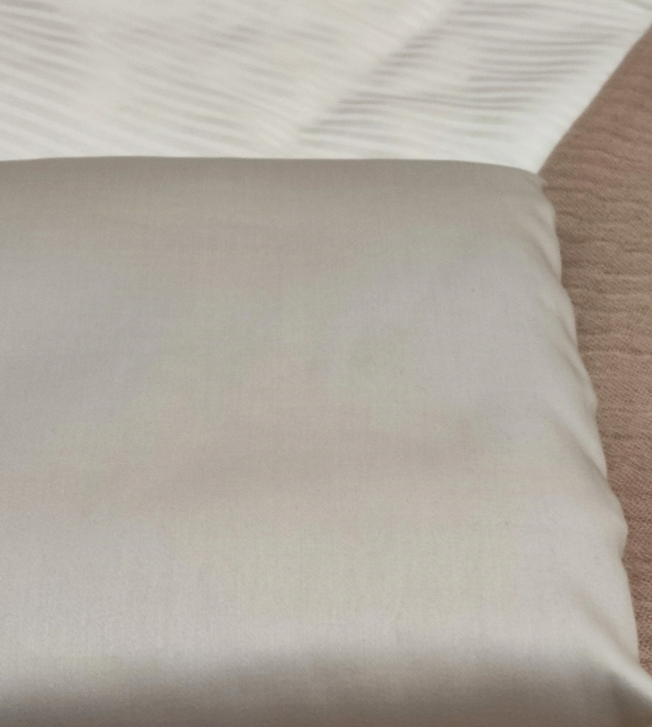 Housse_de_couette_gris-perle-satin-de-coton