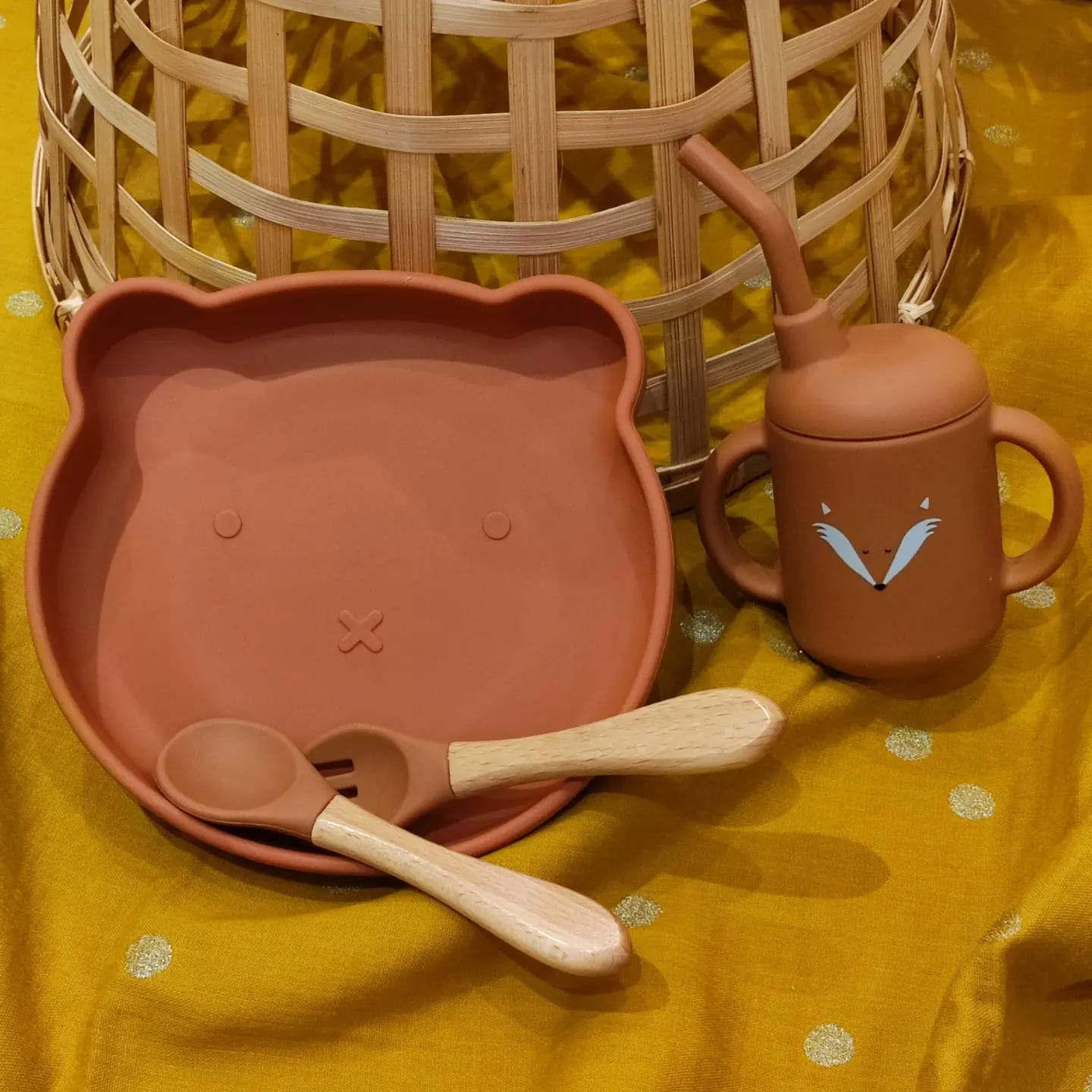 Set_repas_assiette_enfant_silicone_ours_ocre_terre_cuite
