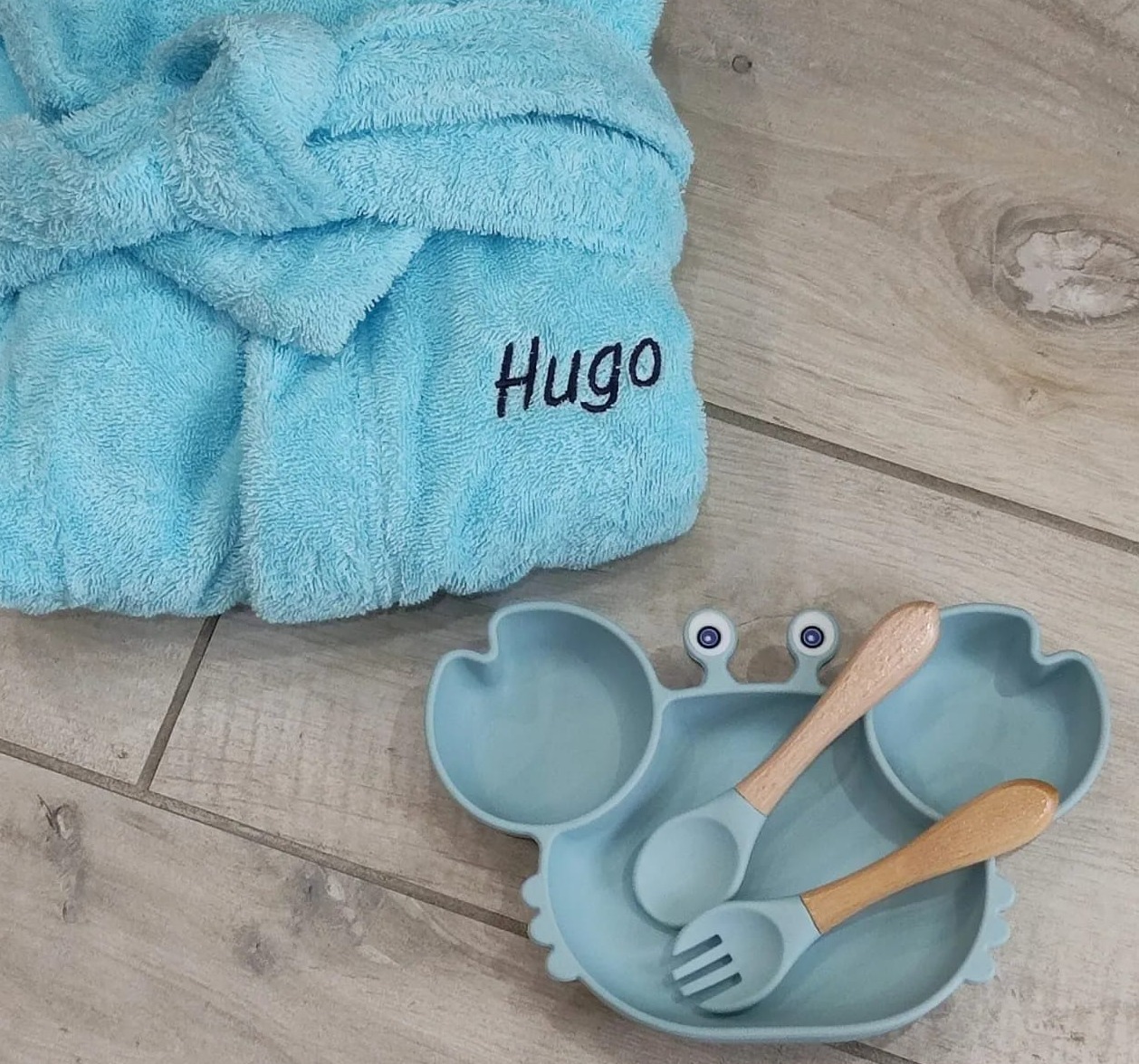 Set_repas_assiette_enfant_silicone_crabe_ours_bleu_ciel