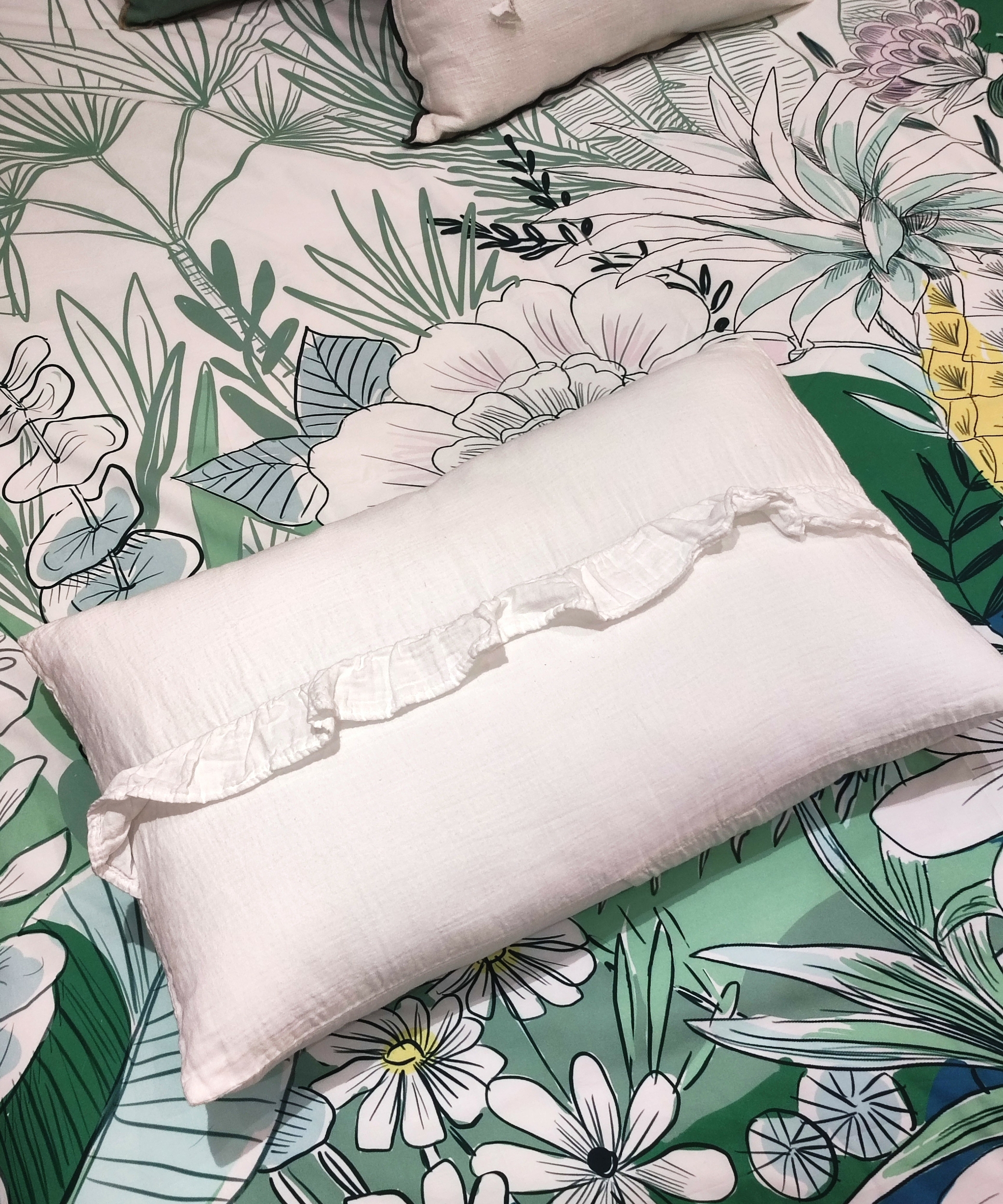 Coussin_Elsa_mousseline_coton_blanc_vent_du_sud