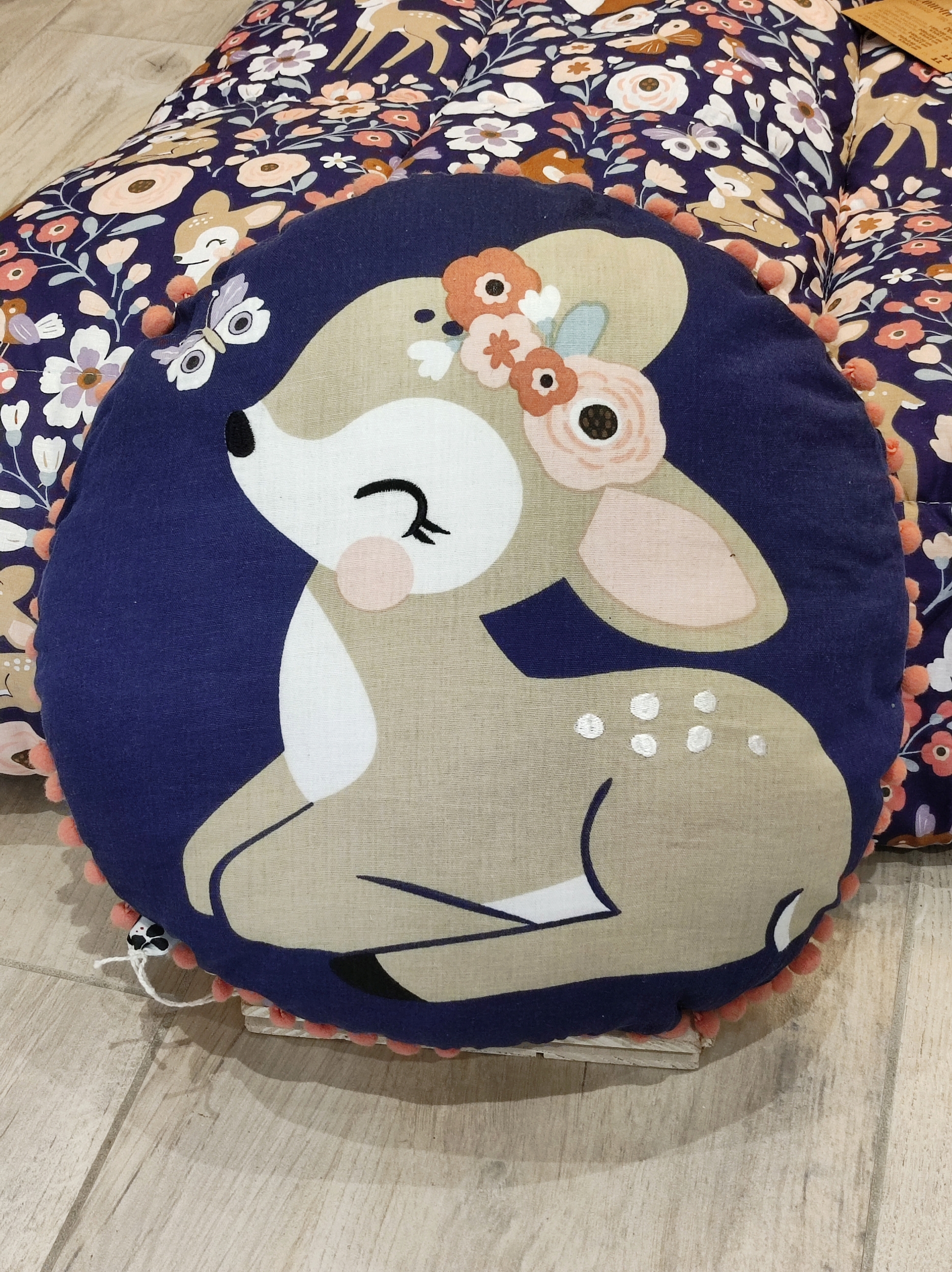 Coussin_Foret_enchantée_Effet_Papillon_ambiance