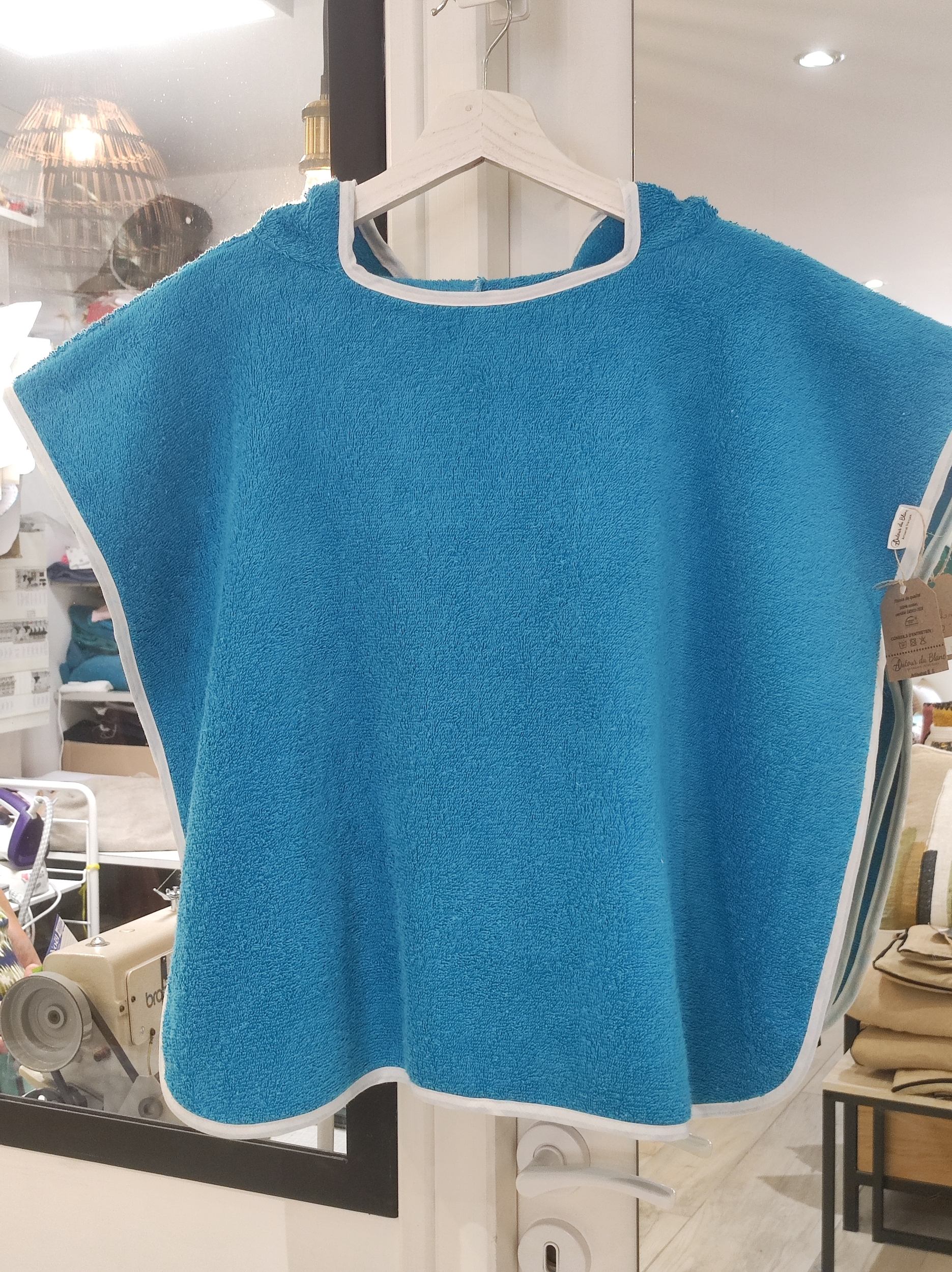 Poncho_enfant_0_à_5_ans_coton_artisanat_francais_bleu_blanc
