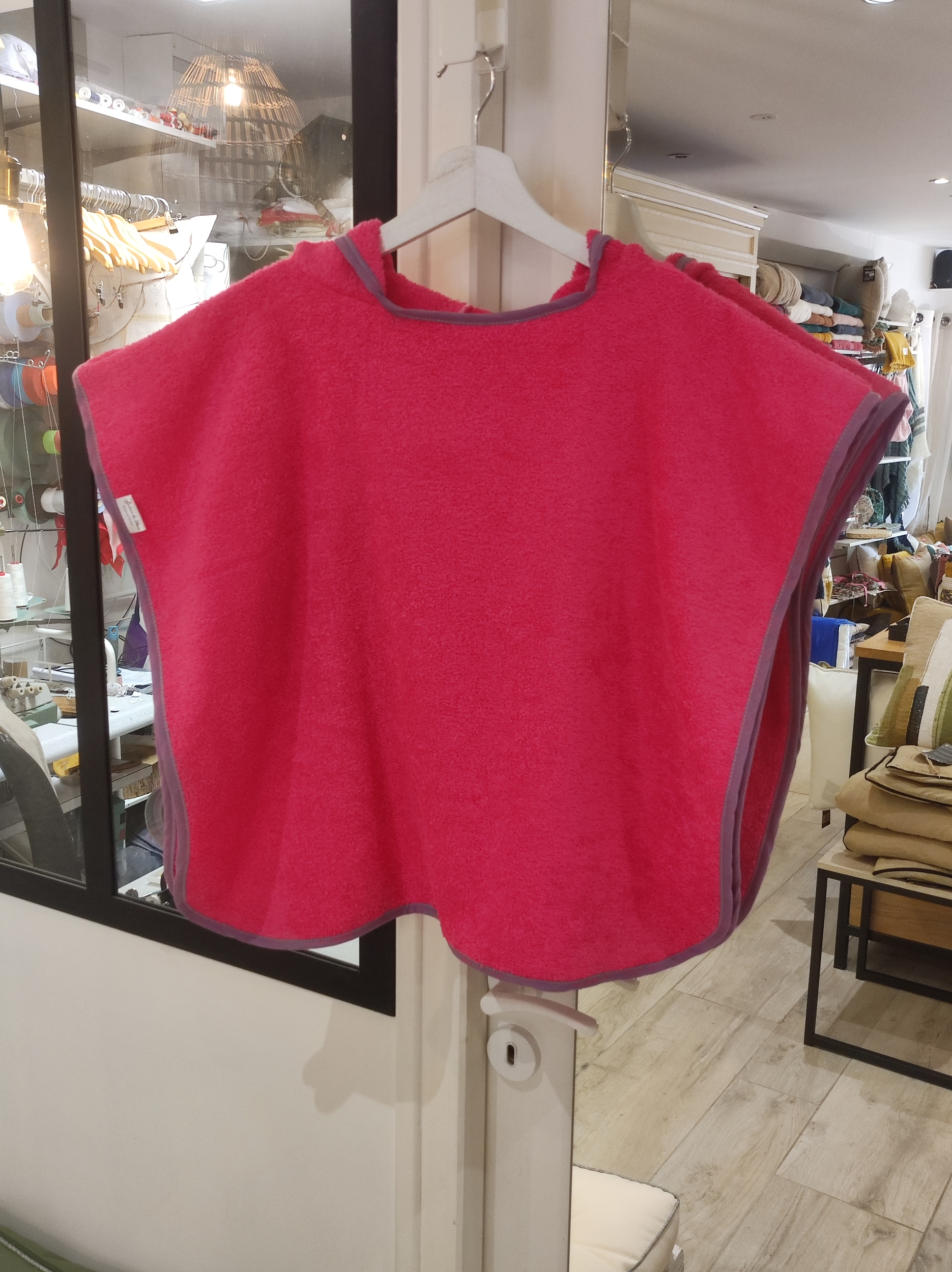 Poncho_enfant_0_à_5_ans_coton_artisanat_francais_rose_flashy_violet