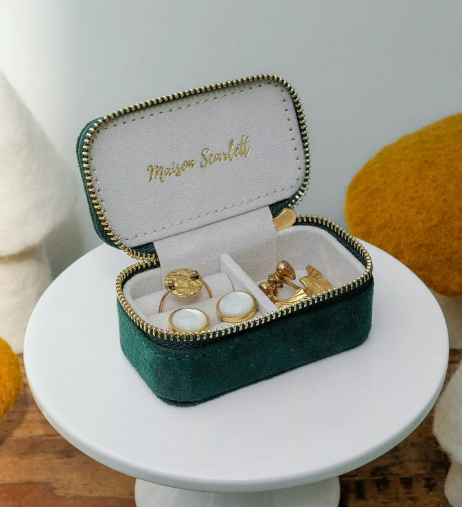 Mini-boite-bijoux-velours-vert