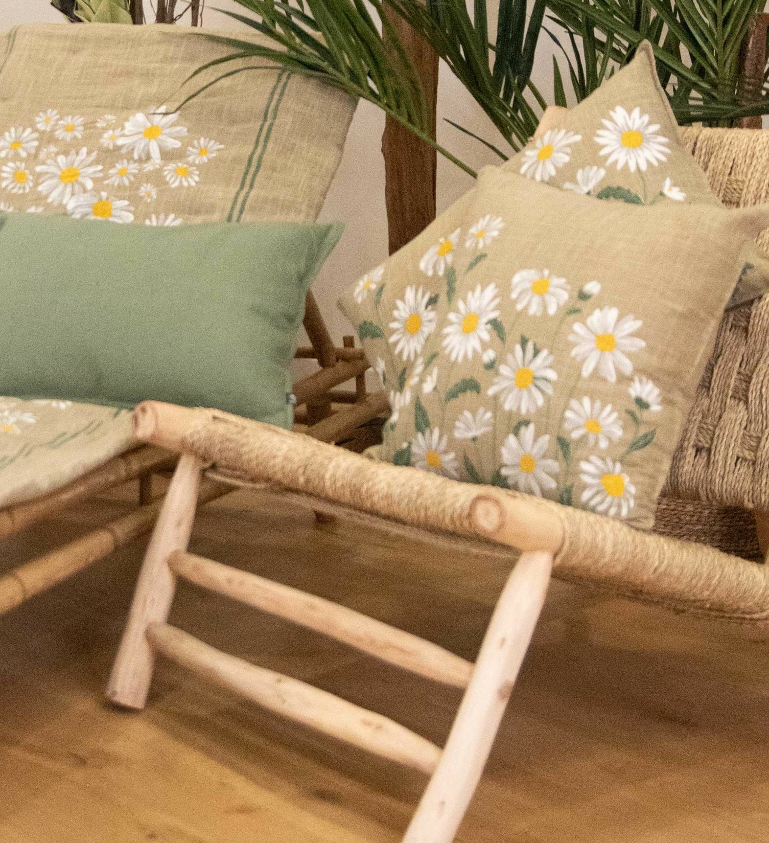 Coussin-daisy-marguerite-ambiance-sud-etoffe