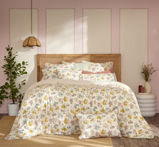 Housse-de-couette-Adele-fleurs-coton-effet-papillon-ambiance