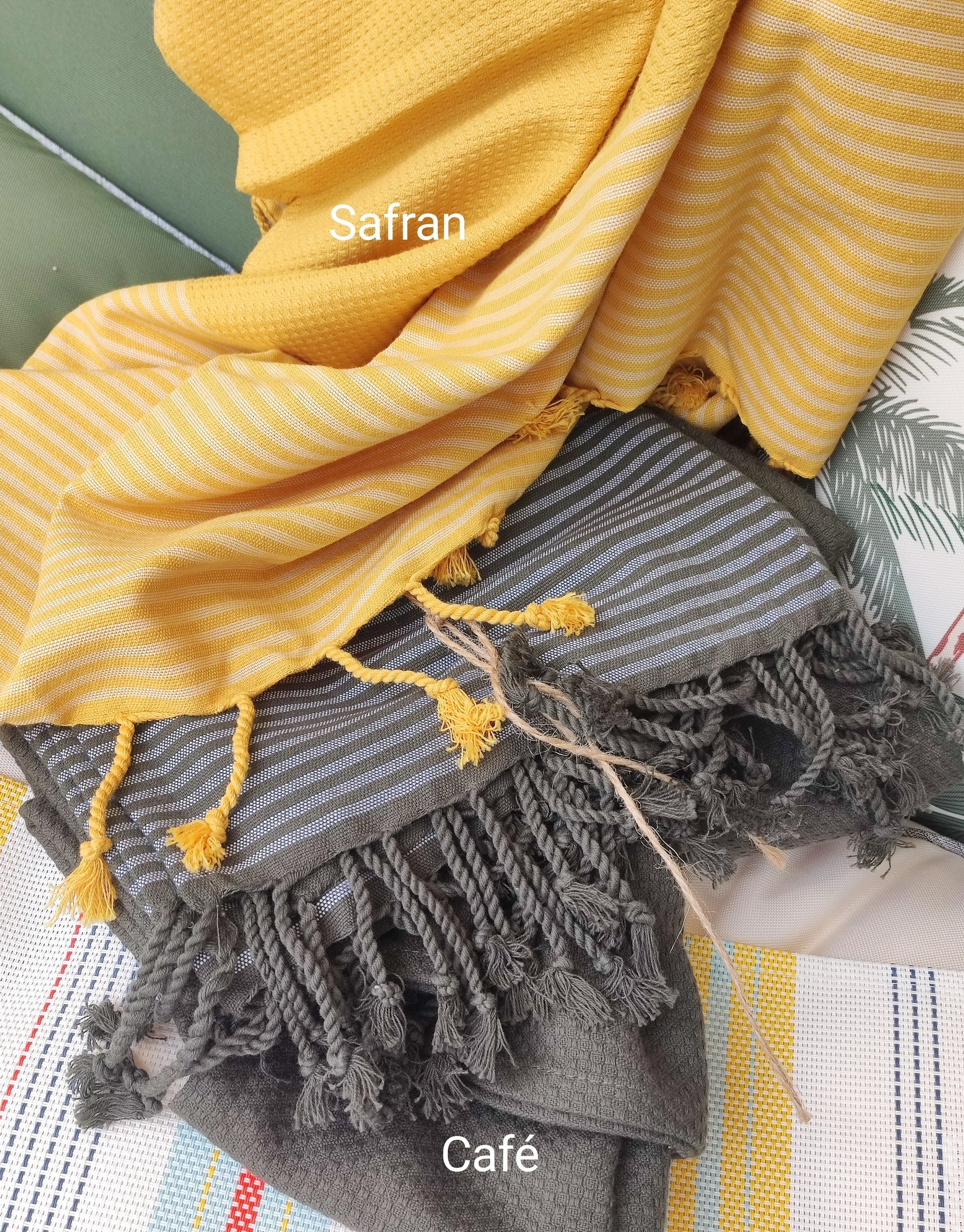 Serviette-de-plage-fouta-coton-nid-abeille-franges