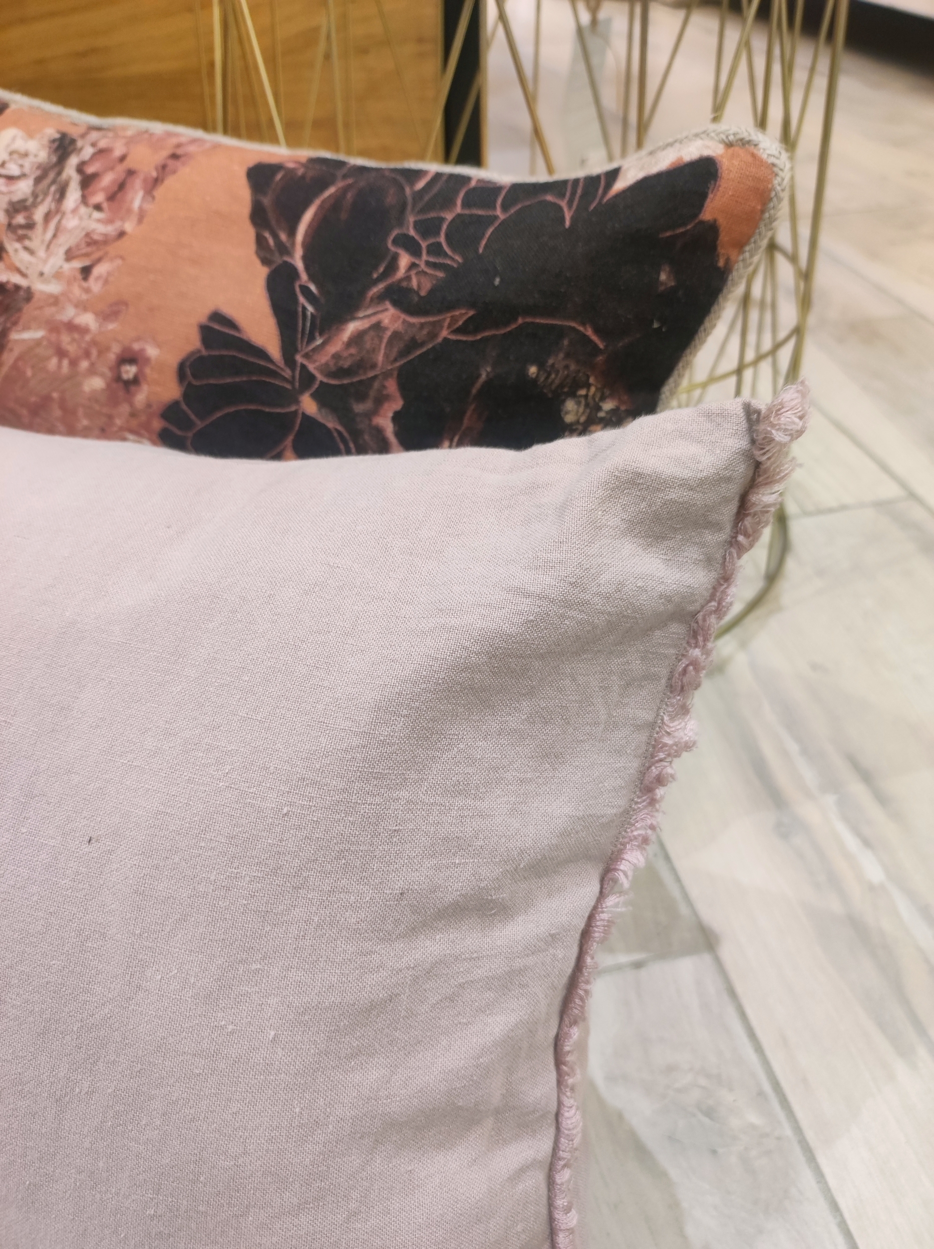 Coussin-Limy-HAOMY-Petale-zoom