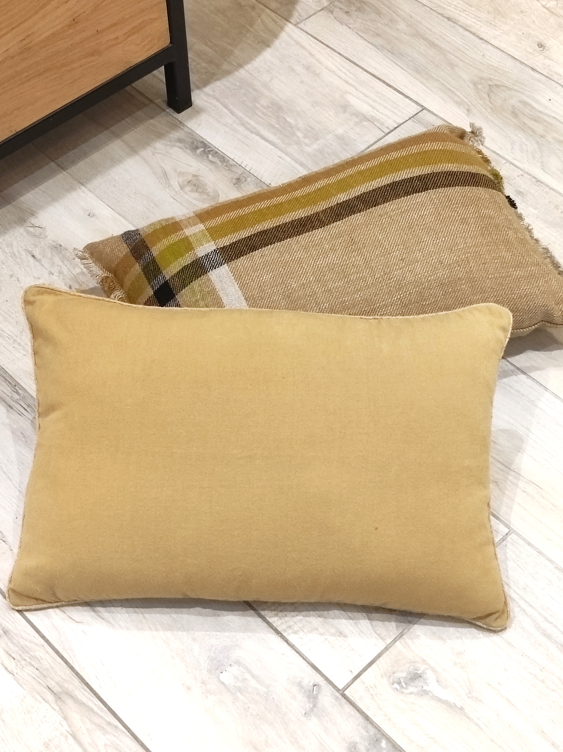 Coussin-Hono-Houblon-vent-du-sud-ambiance1