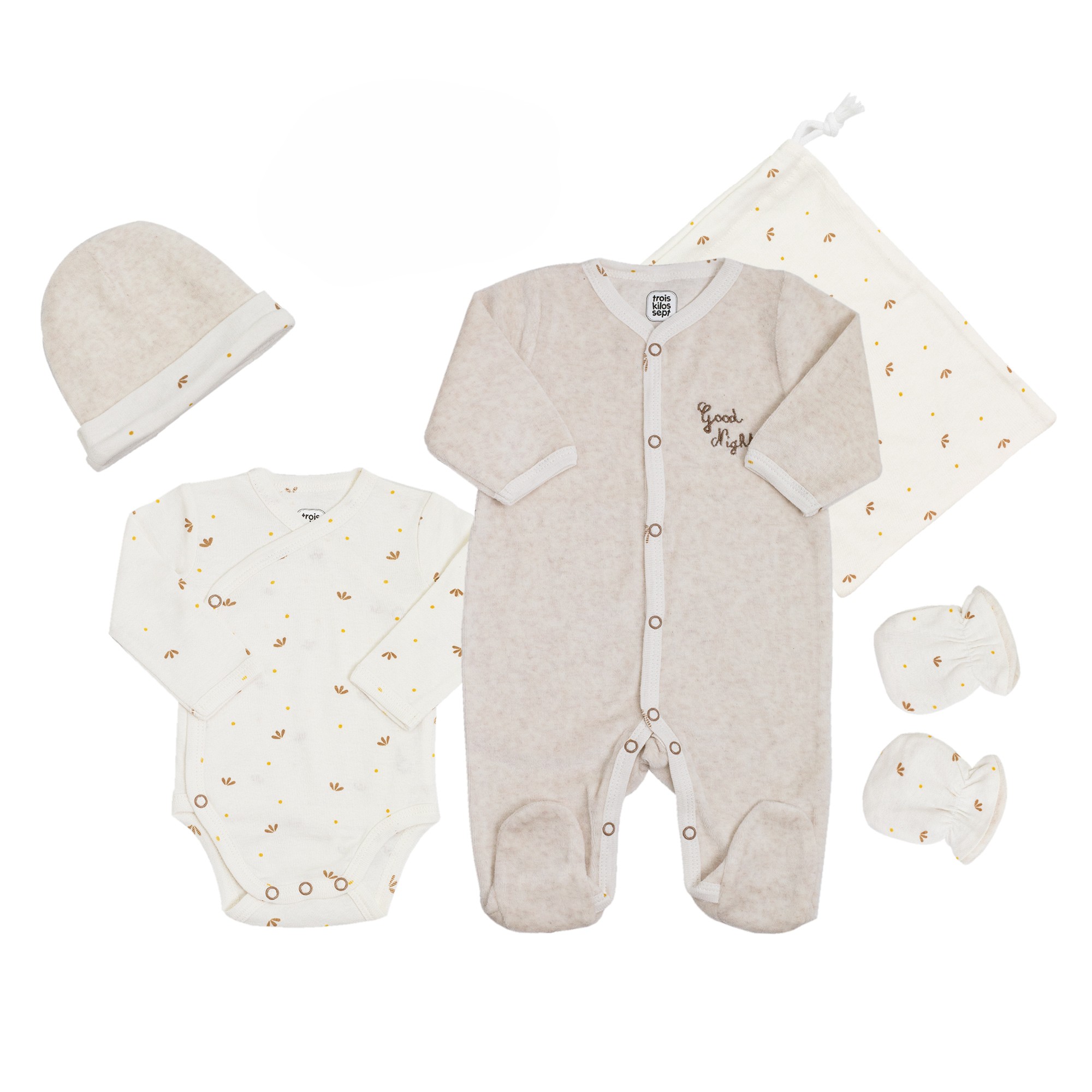 Kit-naissance-5-piece-beigetrois-kilos-sept