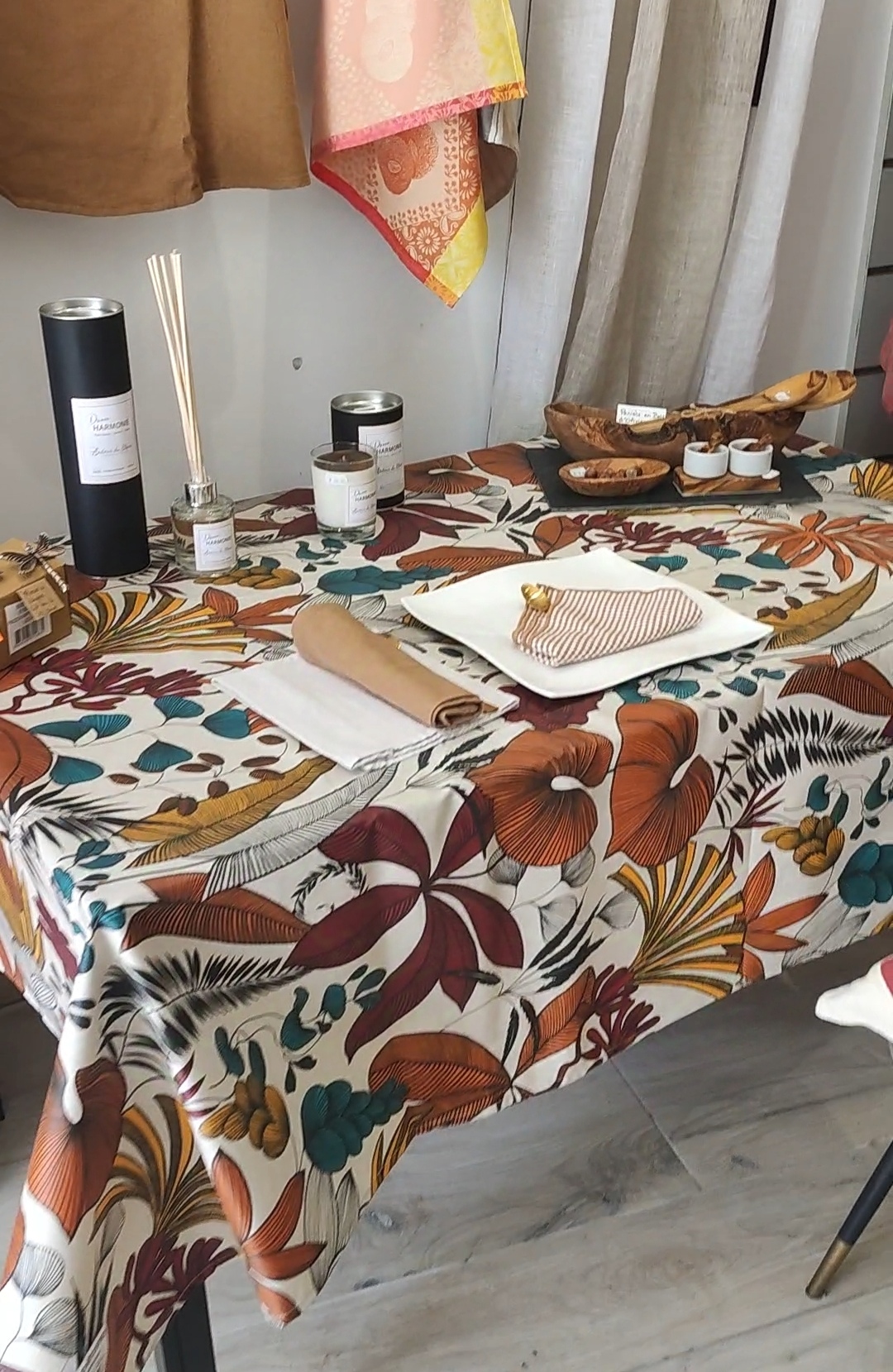 Nappe-coton-enduit-Lombok-burnt-Orange-250-ambiance
