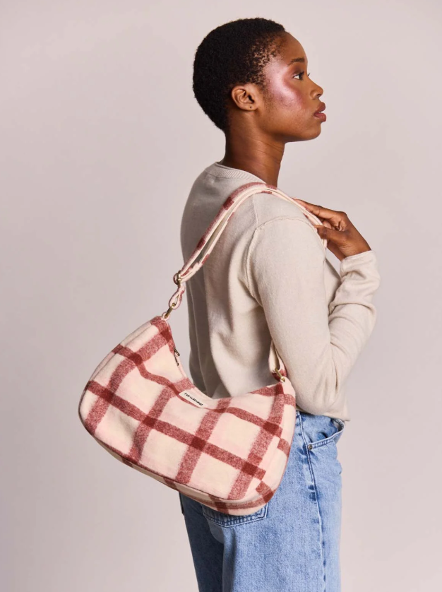 Sac-a-main-femme-Rosa-tartan-rose-Hindbag-porté-épaule