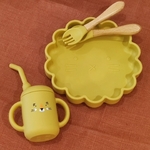 Set_repas_assiette_couverts_jaune_lion_enfant_silicone