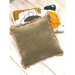 Coussin-Manelle-Velours-kaki-vent-du-sud-ambiance5