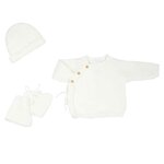 trousseau-naissance-brassiere-chaussons-bonnet-trois-kilos-sept-0-1-mois