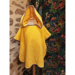 Poncho_enfant_jaune-autour-du-blanc
