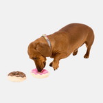 peluche-duo-de-donuts-pour-chien-fraise-chocolat-fuzzyard-doggyplace