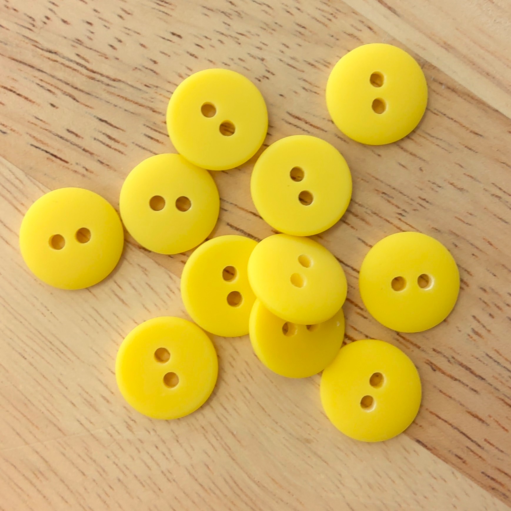 Boutons 15mm - Jaune poussin