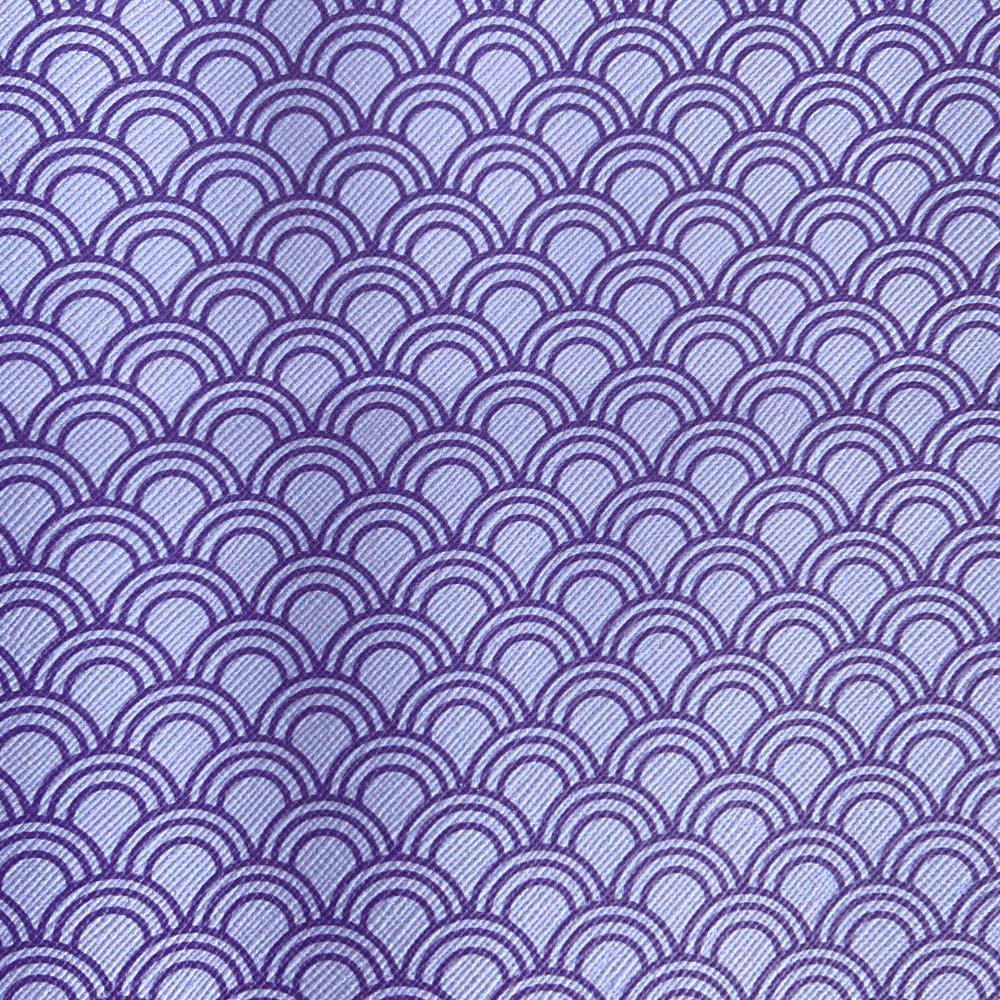 Petit coupon simili cuir écailles violet 35x30cm